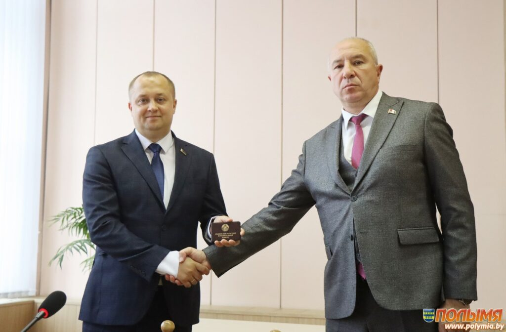 Председатель Гродненского облисполкома Юрий Караев представил активу района нового председателя Кореличского райисполкома Александра Курило